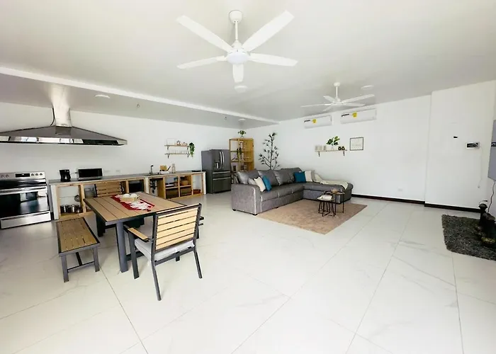 Luxury 3br- 4ba And Private Pool Hébergement de vacances *