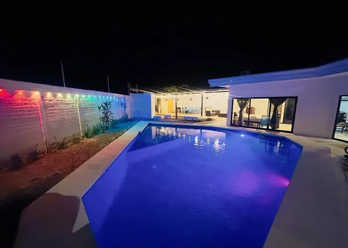 Luxury 3br- 4ba And Private Pool Hébergement de vacances