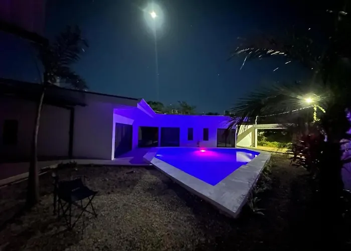 Luxury 3br- 4ba And Private Pool Hébergement de vacances