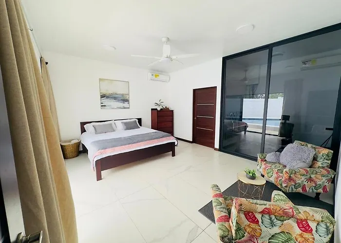 Luxury 3br- 4ba And Private Pool Hébergement de vacances *