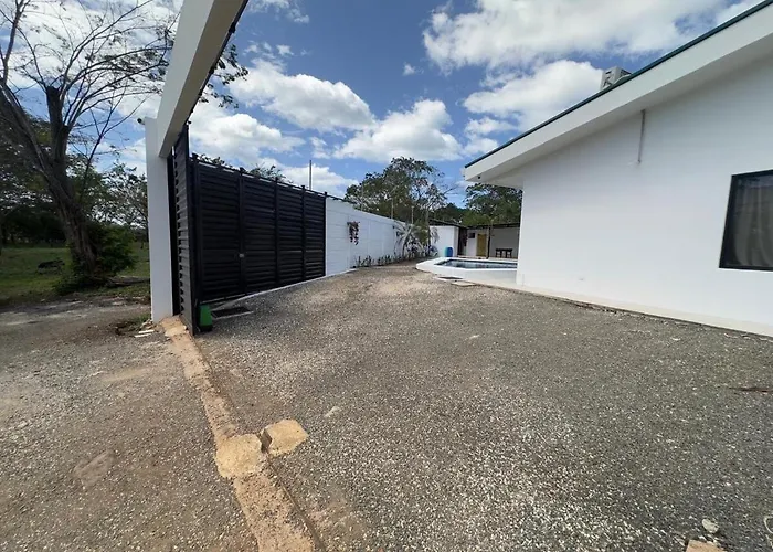 Luxury 3br- 4ba And Private Pool Hébergement de vacances